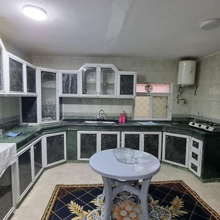 Stay Classy Apartments Вади Муса Екстериор снимка